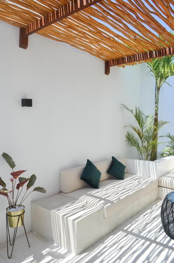Villa Poppy Bumbak Canggu Exterior foto