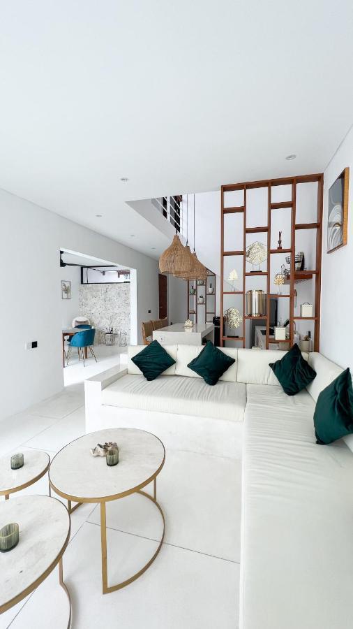Villa Poppy Bumbak Canggu Exterior foto
